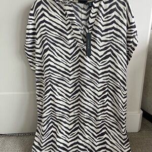 NWT Tahari xs Zebra Print V-Neck Dress beach cover up